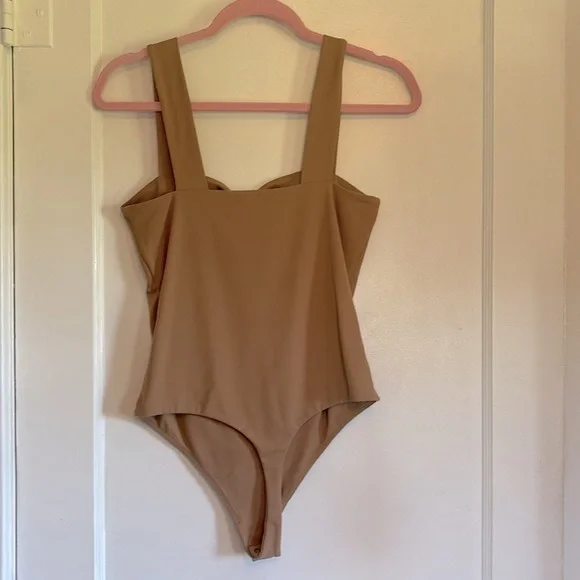 NUUDS | Square neck tank bodysuit *cinnamon* - Picture 6 of 6
